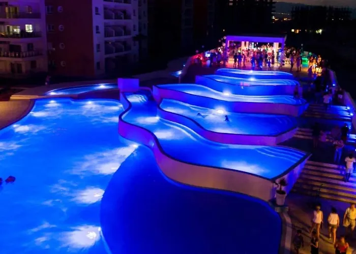 Northern Cyprus Trikomo, Iskele, Long Beach, Caesar 4