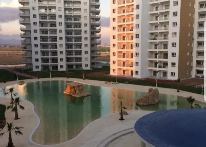 Northern Cyprus Trikomo, Iskele, Long Beach, Caesar 4